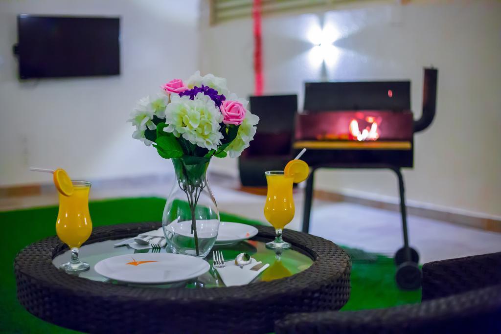 Rest Night Serviced Apartments- Alhamra Riad Exterior foto The interior of the hotel